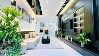 Chính Chủ Bán Gấp Nhà Cầu Giấy 6 Tầng Thang Máy 39m2 Hơn 10 Tỷ