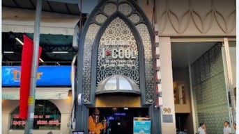 CẦN GẤP 1 NAM GIỮ XE KARAOKE CA ĐÊM Ở MẠC ĐĨNH CHI - QUẬN 1