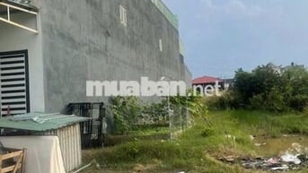 Cuối năm gia đình kẹt tiền cần bán lô đất măt tiên nhưa gần xã Mỹ hạnh