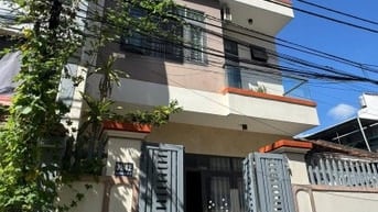 Cần làm ăn bán gấp nhà Trần Khắc Chân.Phường 9. Phú Nhuận.Giá 3 tỷ 990