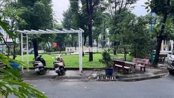 Nhà đẹp 3.5 tấm 4.5x20m khu 38Ha đối diện công viên, khu dân trí cao!