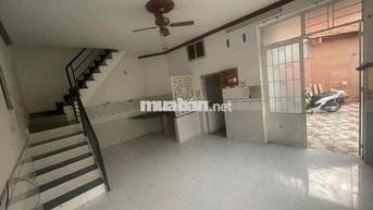 Cần Vốn Đầu Tư Bán Căn Nhà Nằm Đg 5 Linh Xuân Gần Chợ Có Thể KD !!!