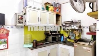 💥 Nhà Đẹp Chiến Lược, Hẻm 4m Thông, 2 Tầng, 2 Pn, Giá Chỉ 3.3 Tỷ