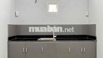 45m2. Bình Thạnh (Hàng Xanh). Tách bếp.