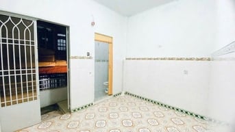 Bán nhà gần chợ gò vấp, trường đại học công nghiệp