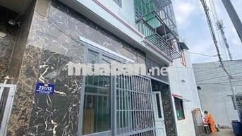 Nhà SC Lầu Trệt Phường Dĩ An Gần Chợ  gần VinCom 550