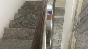 Tôi bán nhà ngõ 262 Nguyễn Trãi, TX giá 6.9 tỷ, 33.3m2x3T, ẢNH THẬT