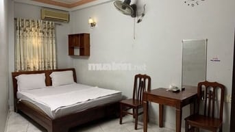 Cho thuê phòng trọ Quận 5-Mặt tiền đường