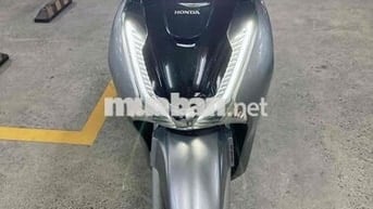 SH150i ABS - Màu bạc