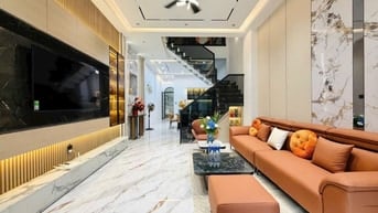 Bán nhà mặt tiền đường Nguyễn Duy Cung, Gò Vấp, gần siêu thị Emart 2