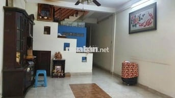 Cần cho thuê nhà mặt tiền Bạch Mã Tân Bình