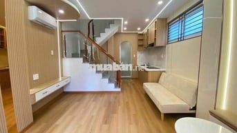 Lên Sóng Em Bé Siêu Phẩm Mới Xây 100% Xe Hơi Đậu Trước Nhà