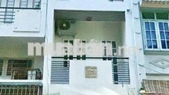 Nhà mặt tiền Q3, 3m x 11m, 1 trệt + 3 lầu, 2 phòng ngủ