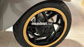 Cần bán Vespa Sprint 150