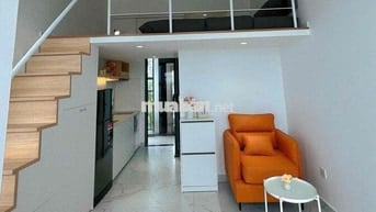 CHO THUÊ PHÒNG GÁC BAN CÔNG CỬA SỔ MỚI XÂY GẦN QUA ĐẠI HỌC VĂN LANG