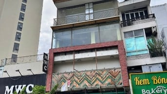 Cho thuê nguyên căn nhà mặt tiền 