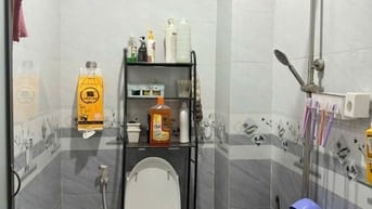 Bán nhà đẹp DT: 4m x 18m 1T+ lầu 3pn ,2w đường 5m thông