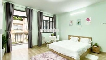 Căn Hộ Cao Cấp Ban Công Ngay Công Viên Gia Định , Y Hình 100% - Ở Liền