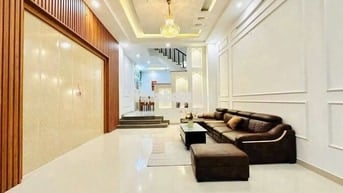 Q.12, THẠNH XUÂN - NHÀ ĐẸP - HẺM XE TẢI 6M - 3 TẦNG - 60m2 - CHỈ 4.tỉ