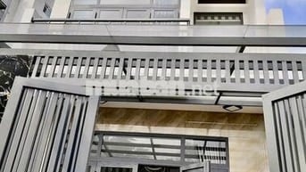 Nhà sach như mới,dt4*15m,1lau,2pn,2wc,cổng rào,hẽm xe hơi, gần chợ