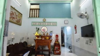 Bán nhà 4m x13m 1T + lầu 2pn ,2w phòng khách rộng đường 5m 