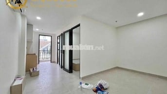 2 phòng ngủ mới xây ngay vòng xoay Dân Chủ - check in liền