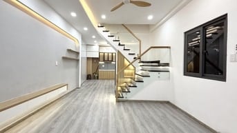 Chính chủ bán nhà đẹp Hoà Hưng Q.10 - 4,2m x 10m chỉ 6,7 tỉ