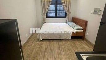 STUDIO FULL NỘI THẤT - CỬA SỔ TRỜI - THANG MÁY - GIÁ HỜI - GẦN ETOWN