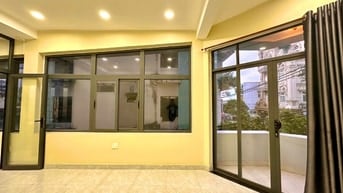 Bán nhà mặt phố Hoàng Sa, 21,5 tỷ, 64m2, giá ưu đãi, view đẹp