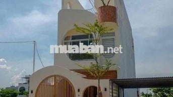 🏠 Nhà 1 Trệt 1 Lầu, 3PN 2WC, Sổ Hồng Riêng – Giá 4–5 Tỷ Gần Bửu Long