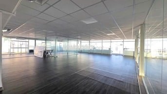 CHO THUÊ SÀN VĂN PHÒNG ĐƯỜNG LÊ TRUNG NGHĨA, DT 300m²