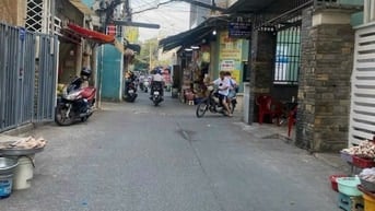 Nhà 3 tầng hẻm xe hơi 803 HTP Quận 7. 7*19, hơn 9 tỷ.