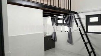 Phòng CHDV 15m2 có cửa sổ cách chợ 20m đường trần văn đang