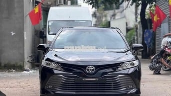 Bán Toyota Camry 2020 2.5Q hỗ trợ bank