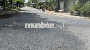 Nhà mặt tiền kinh doanh trục chính khu Trường An Phường Long Châu, VL