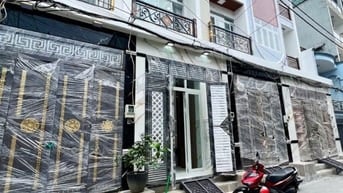 Nhà Phố 3 Lầu, Mới 100% Hẽm 6m cách V.V.Kiệt-A.D.Vương 500m, SHR