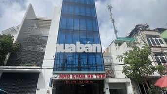 SIÊU PHẨM NHÀ ỐP KÍNH CÓ HẦM – 312C Cộng Hoà,P.12–TB– SD: ~650m²