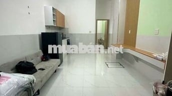 CHO THUÊ NHÀ MẶT TIỀN 45M2 1 PHÒNG NGỦ FULL NỘI THẤT HẺM 391 Đ 30/4