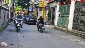 70M2 CĂN HỘ NẰM KHU NHÀ Ở BA HÀNG B NGÕ 296 LĨNH NAM 