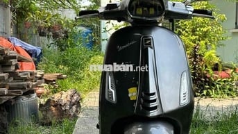 Em cần bán Vespa Sprint 125 2019