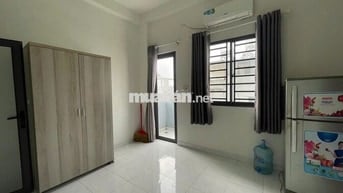 Studio bancol cửa sổ trời thoáng giá rẻ đường Quang Trung