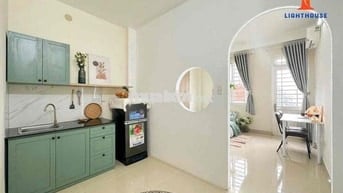 Căn Hộ 1PN Ban Công Full nội thất gần Ngã Tư Hàng Xanh tiện qua Q1,Q3