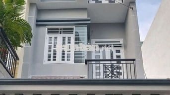 Cho thuê nhà gần Chợ Hạt Điều hẻm xe tải