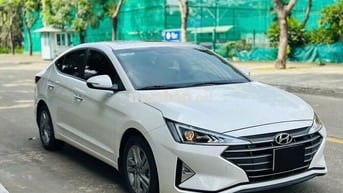 Hyundai Elantra 1.6 AT 2020 - 20000 km