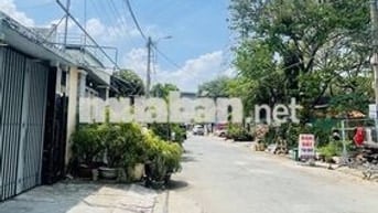 Bán Đất Gần MT Ðường ĐT830 Cần Đước Long An. DT 100m2 SHR Giá 1.45 Tỷ