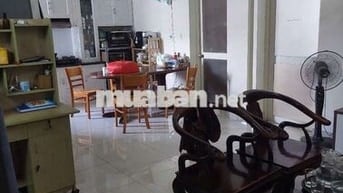 Cho thuê căn 2pn,2pc, ban công hướng công viên chung cư