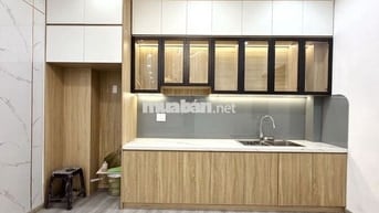 BÁN NHÀ HOÀ HƯNG QUẬN 10 3 TẦNG 3PN FULL NT 40M2 4.2 X 10 - 6.7T TL