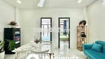 Cho Thuê Căn Hộ 2PN… Nằm Ngay Mặt Tiền Đường