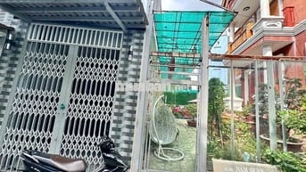 NHÀ 2 TẦNG–GẦN CẦU LÒ GỐM–DTSD 72M2–ĐƯỜNG HOÀNG NGÂN–HẺM XE HƠI–PHƯỜNG