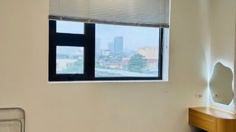 Cần bán nhà 5 tầng tại Âu Cơ- Tây Hồ. Đang cho thuê cả nhà. Dt 100m